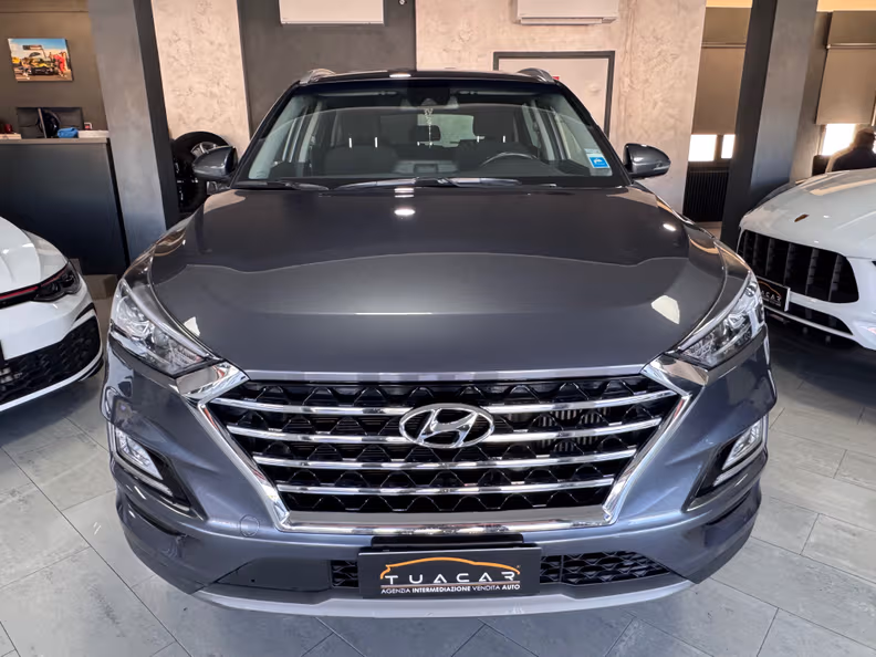 Hyundai Tucson - 2