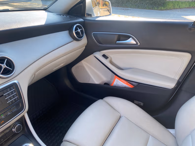 Mercedes-Benz CLA-Class - 33