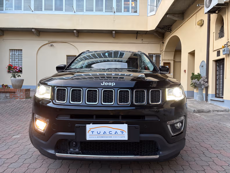 Jeep Compass - 2