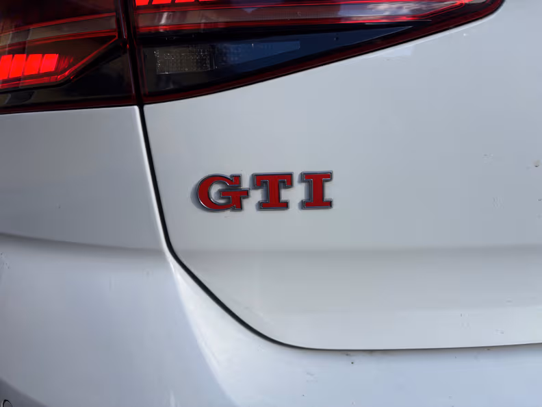 Volkswagen Golf - 13