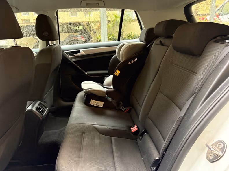 Volkswagen Golf - 20