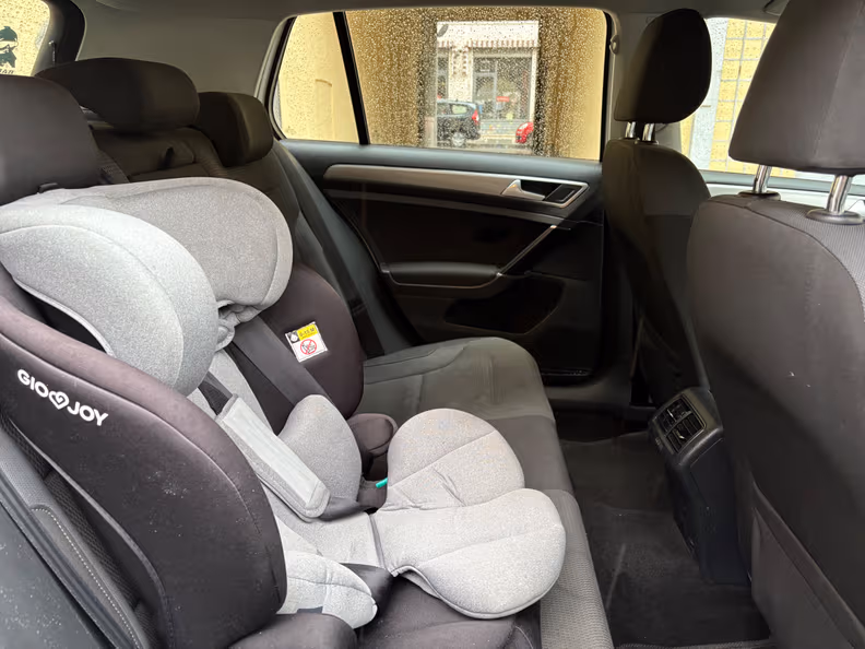 Volkswagen Golf - 17