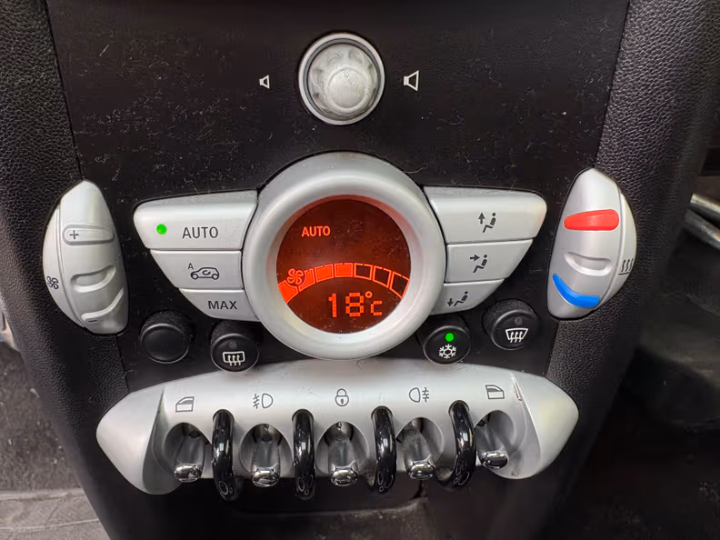 Mini 3-door / 5-door Hatch - 19