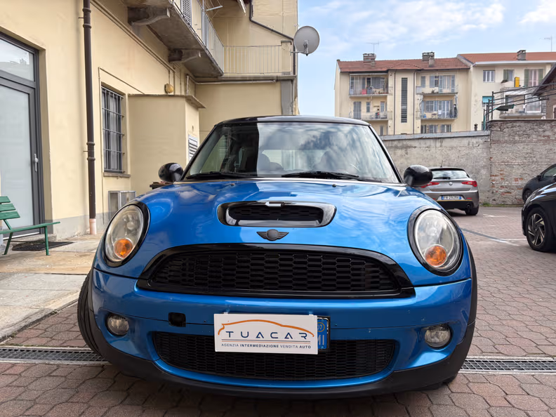 Mini 3-door / 5-door Hatch - 2