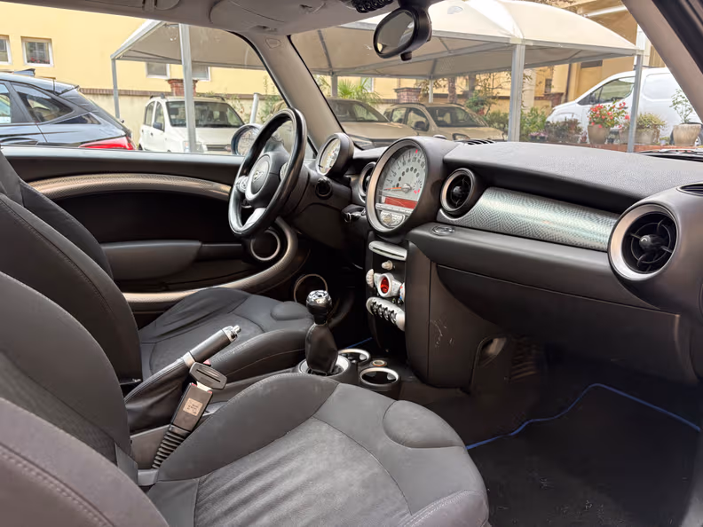 Mini 3-door / 5-door Hatch - 23