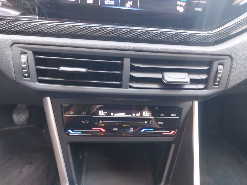 Volkswagen Polo - 17