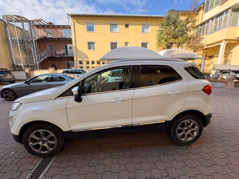 Ford EcoSport - 4