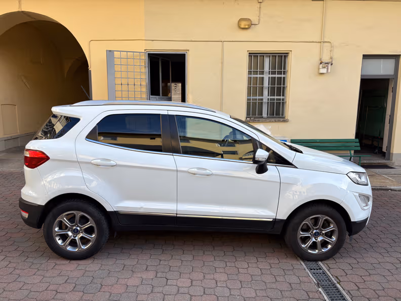 Ford EcoSport - 5