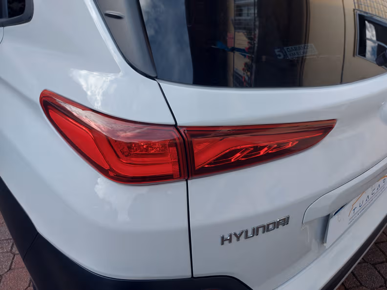 Hyundai Kona - 10