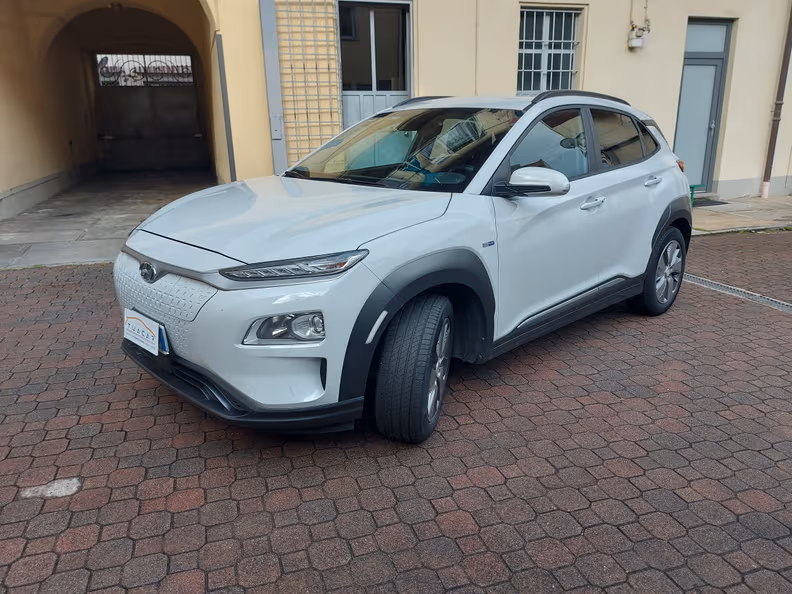 Hyundai Kona - 1