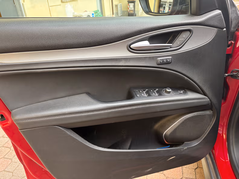 Alfa Romeo Stelvio - 22