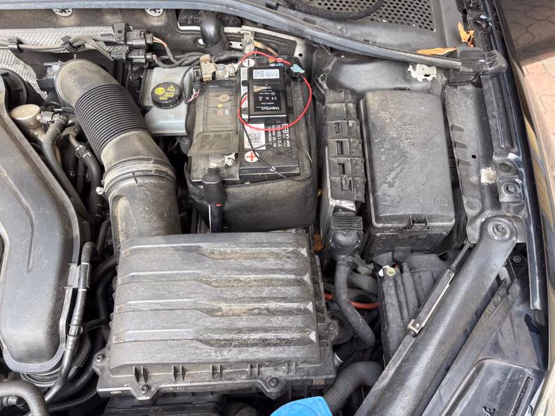 Volkswagen Golf - 33