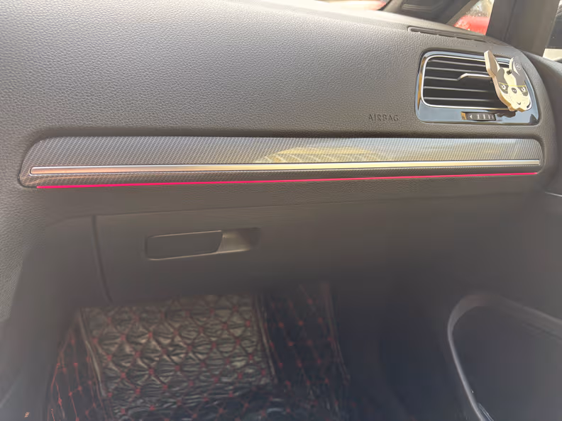 Volkswagen Golf - 23