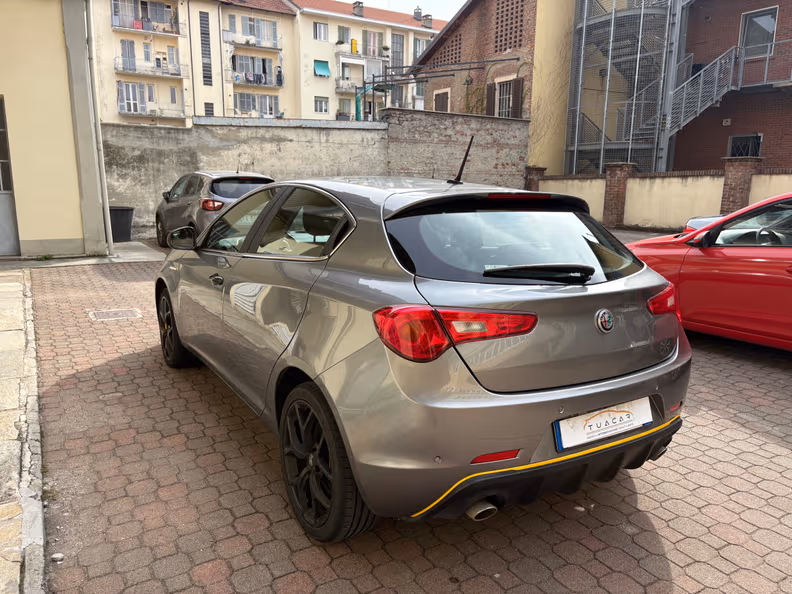 Alfa Romeo Giulietta - 8