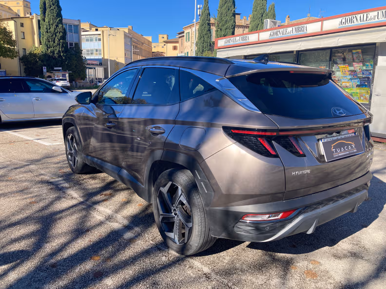 Hyundai Tucson - 16