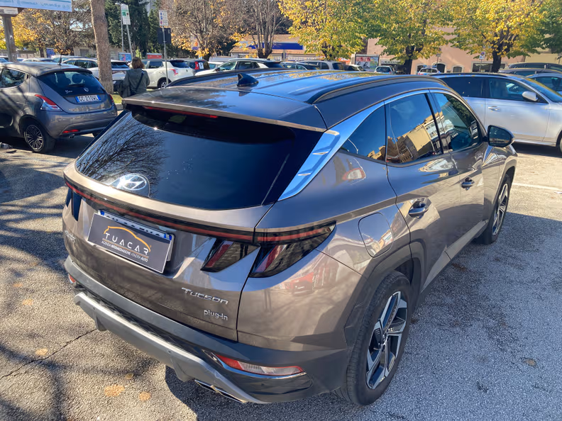 Hyundai Tucson - 105