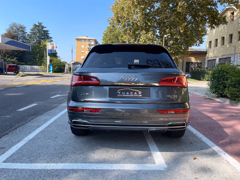 Audi Q5 - 6