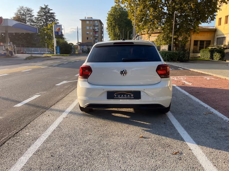 Volkswagen Polo - 6
