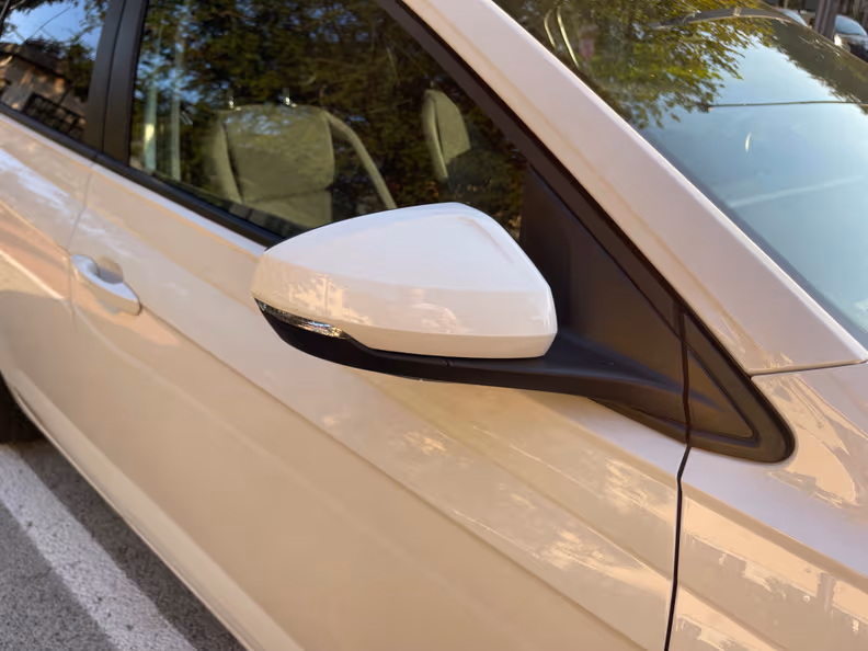 Volkswagen Polo - 38