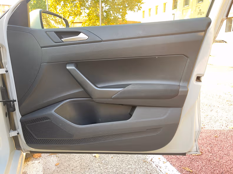 Volkswagen Polo - 36