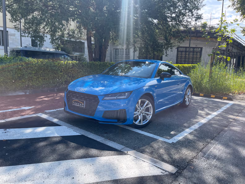 Audi TT - 1