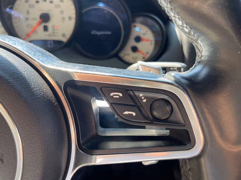 Porsche Cayenne - 18