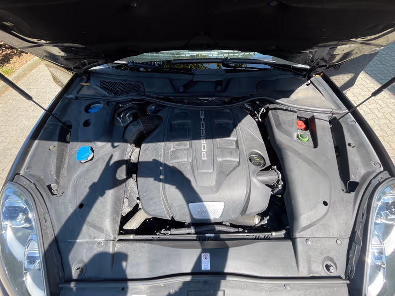 Porsche Cayenne - 11