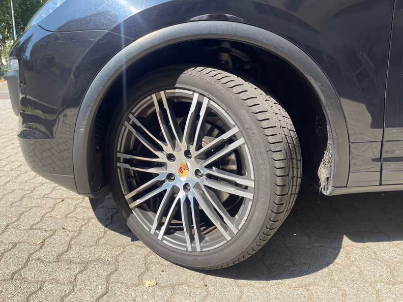 Porsche Cayenne - 47