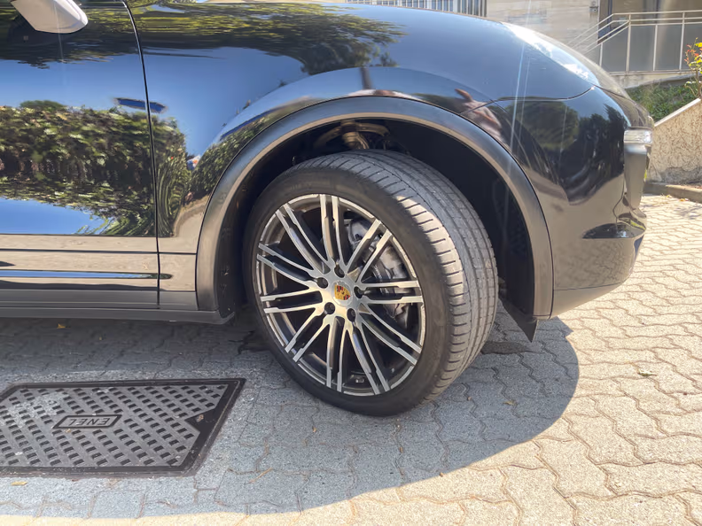 Porsche Cayenne - 49