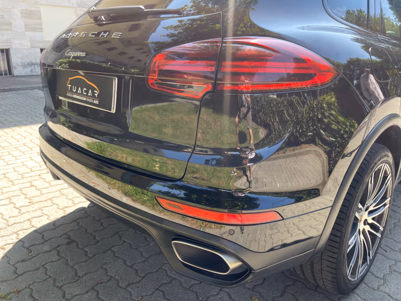Porsche Cayenne - 46