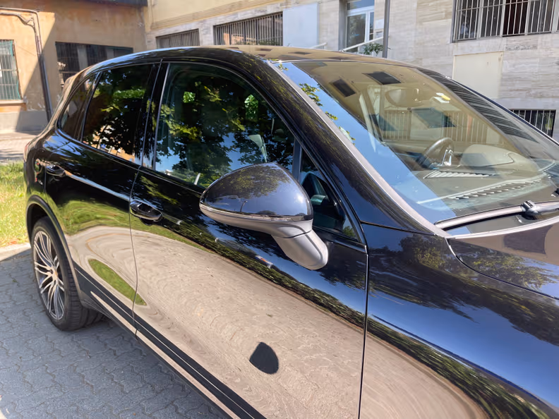 Porsche Cayenne - 38