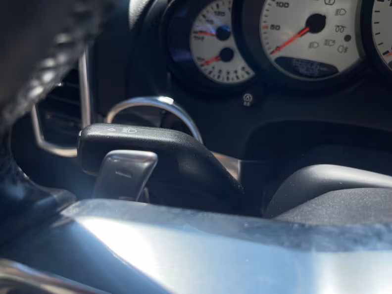 Porsche Cayenne - 19