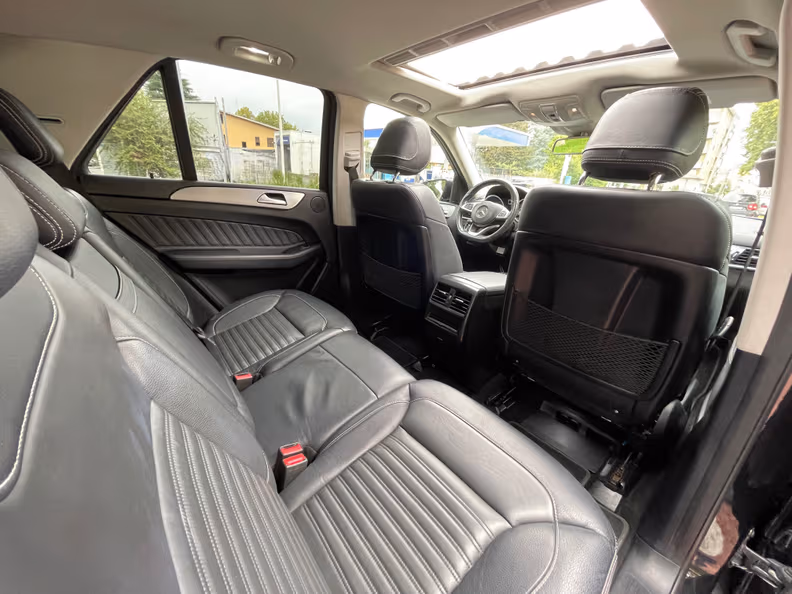 Mercedes-Benz GLE-Class - 30