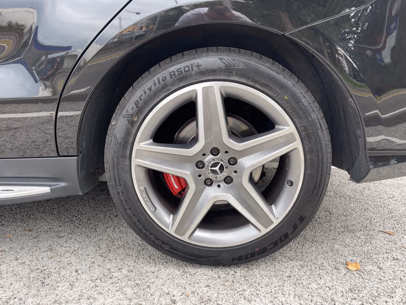 Mercedes-Benz GLE-Class - 9