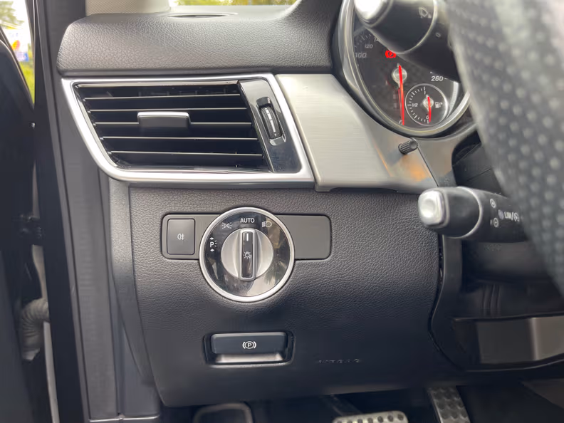 Mercedes-Benz GLE-Class - 21