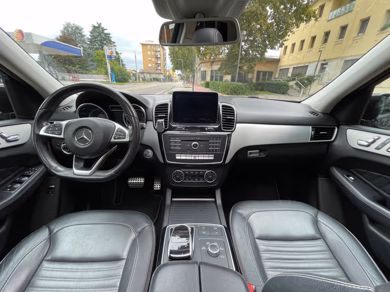 Mercedes-Benz GLE-Class - 13