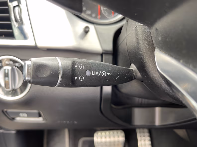 Mercedes-Benz GLE-Class - 12