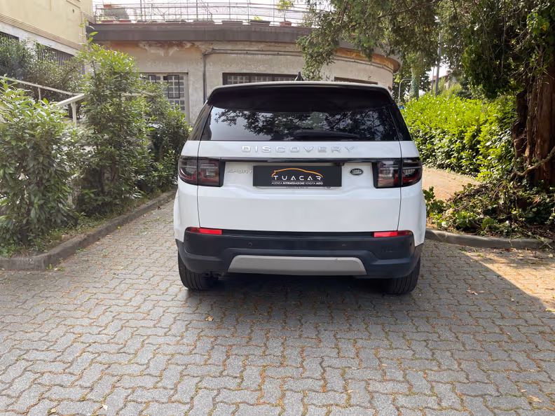Land Rover Discovery Sport - 6