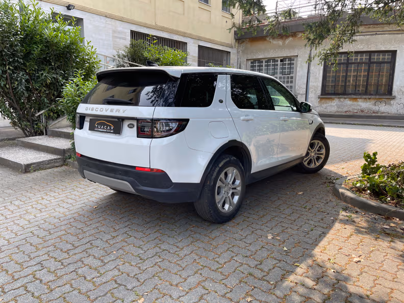 Land Rover Discovery Sport - 5