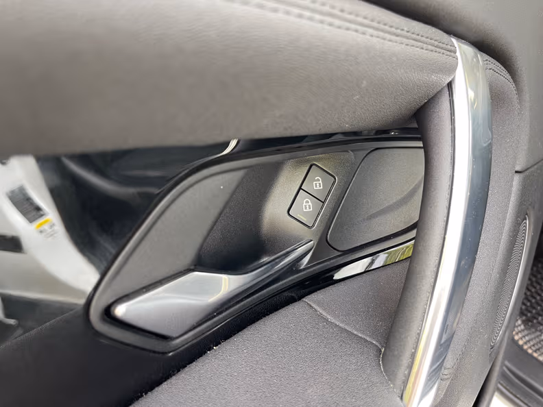 Land Rover Discovery Sport - 40