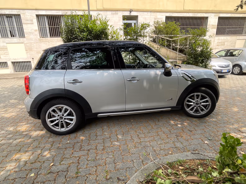 Mini Countryman - 4
