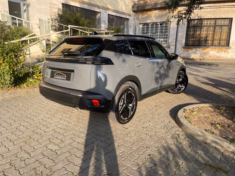Peugeot 2008 - 5
