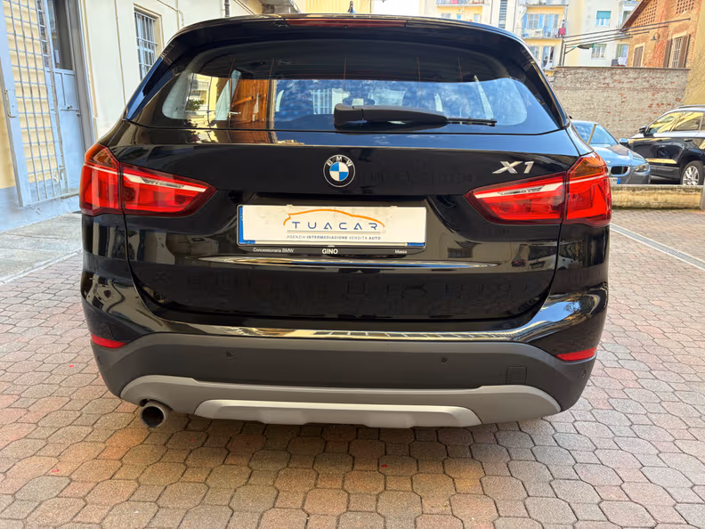BMW X1 - 6