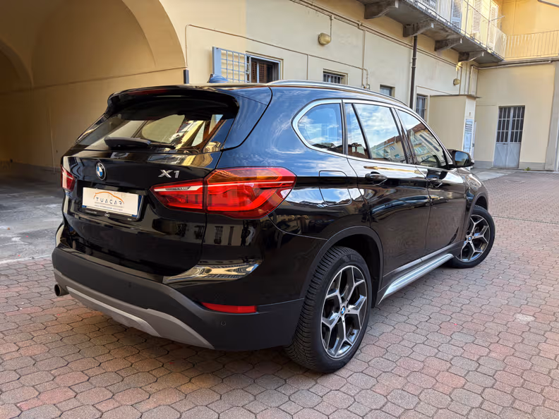 BMW X1 - 5