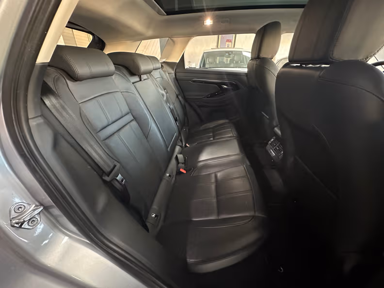 Land Rover Range Rover Evoque - 13