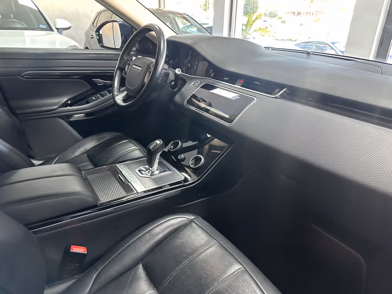 Land Rover Range Rover Evoque - 11