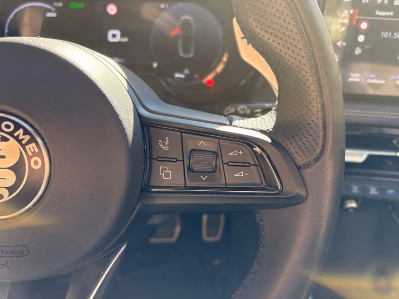 Alfa Romeo Tonale - 17