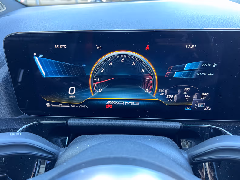 Mercedes-Benz GLA-Class - 18