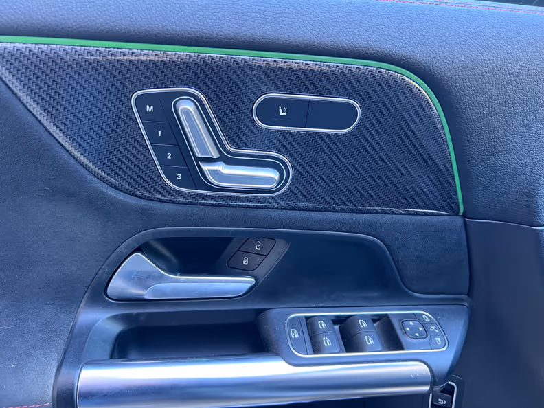 Mercedes-Benz GLA-Class - 17