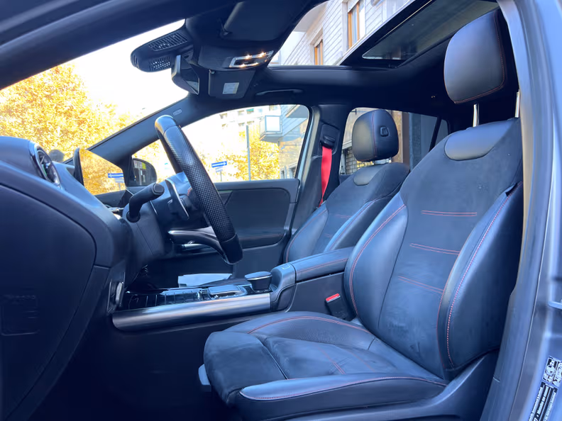 Mercedes-Benz GLA-Class - 12